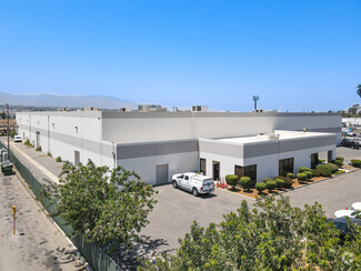 Plus de détails pour 720 S Temescal St, Corona, CA - Industriel/Logistique à louer