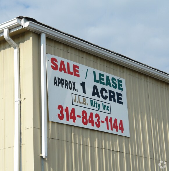 8915 S Broadway, Saint Louis, MO à vendre - Photo de l’immeuble – Image 3 sur 8
