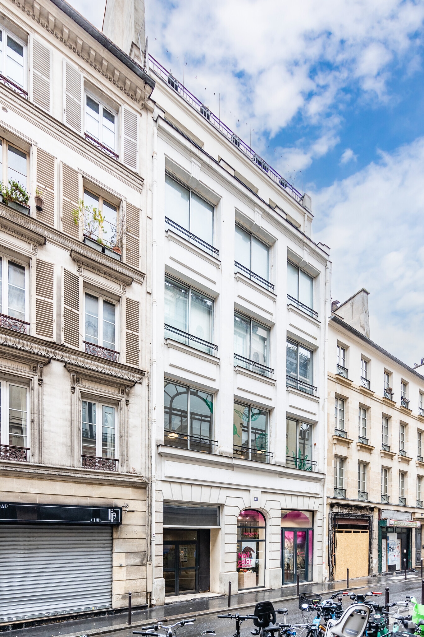 19 Rue D'Enghien, Paris à louer Photo principale– Image 1 sur 3