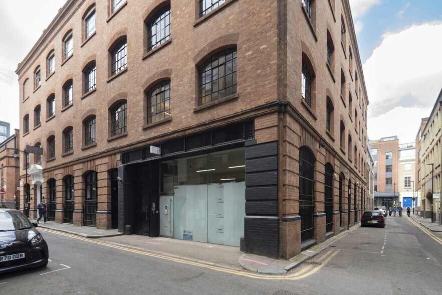 10 Northburgh St, Londres à louer - Photo de l’immeuble – Image 1 sur 35
