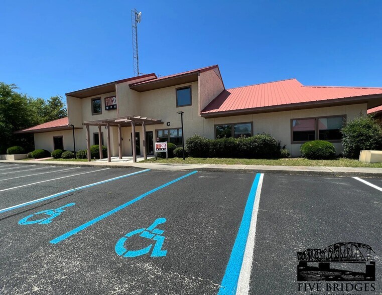 704 W 23rd St, Panama City, FL à louer - Photo de l’immeuble – Image 2 sur 3