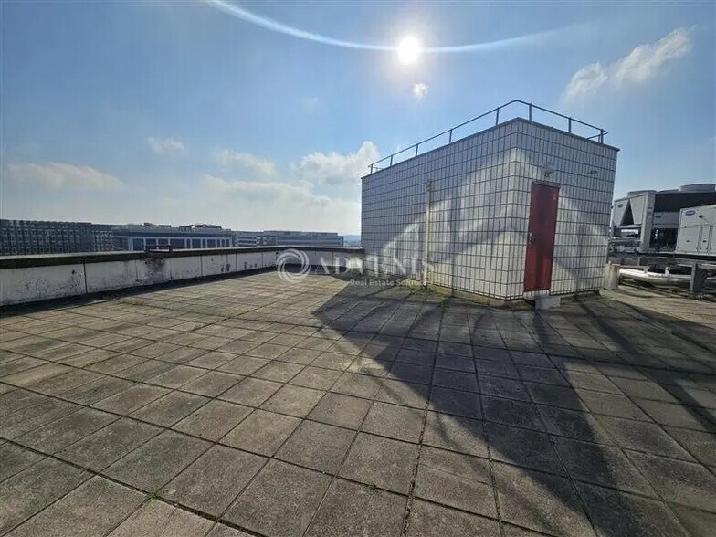 Bureau dans Fontenay-sous-Bois à louer - Photo de l’immeuble – Image 3 sur 12