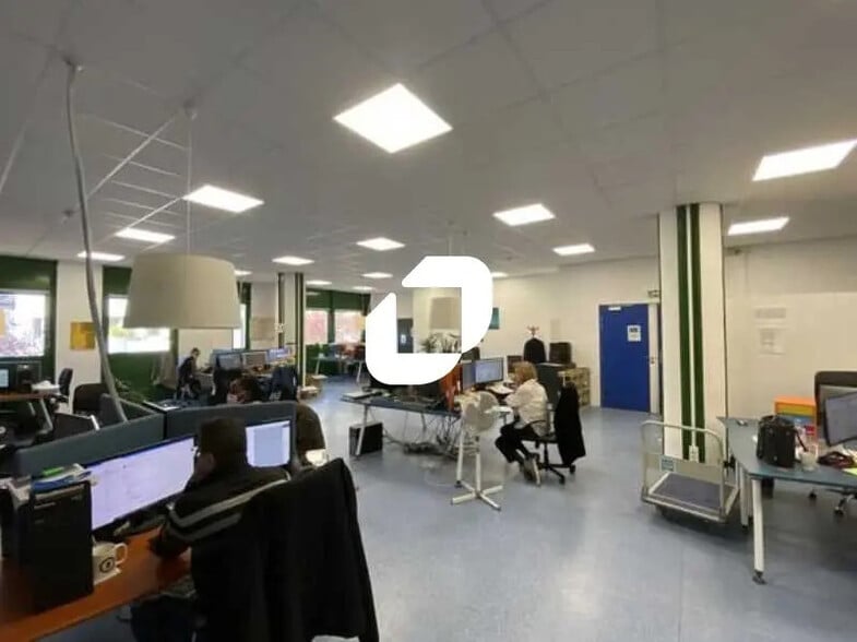 Bureau dans Paris à louer - Photo de l’immeuble – Image 2 sur 8