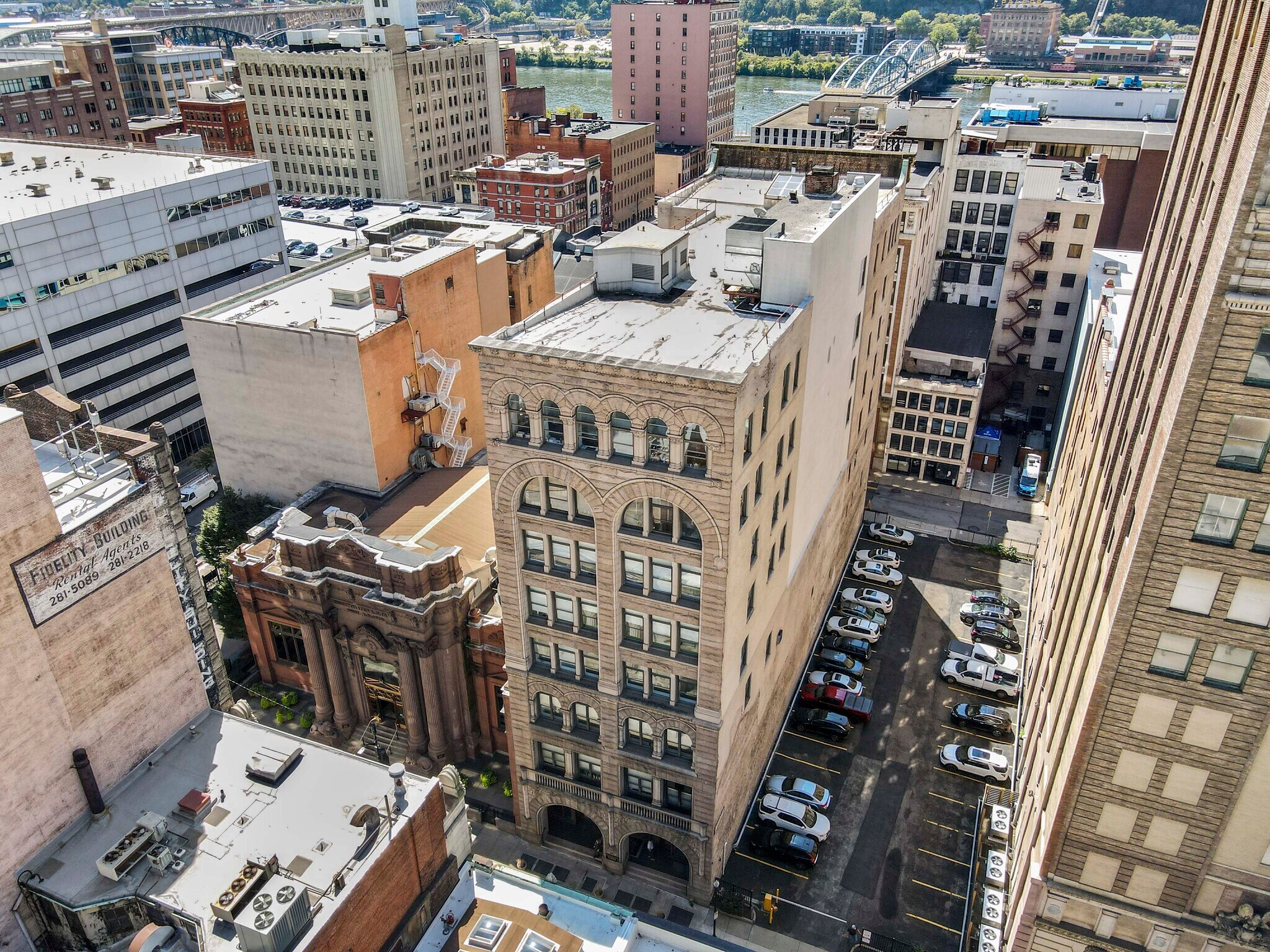 336 Fourth Ave, Pittsburgh, PA à louer Aérien– Image 1 sur 6