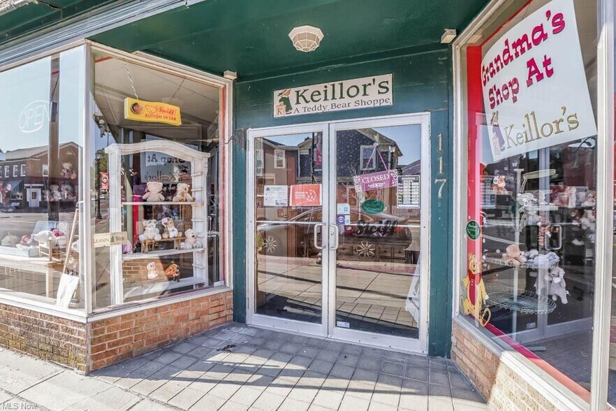 117 N Canal St, Canal Fulton, OH à louer - Photo de l’immeuble – Image 3 sur 20