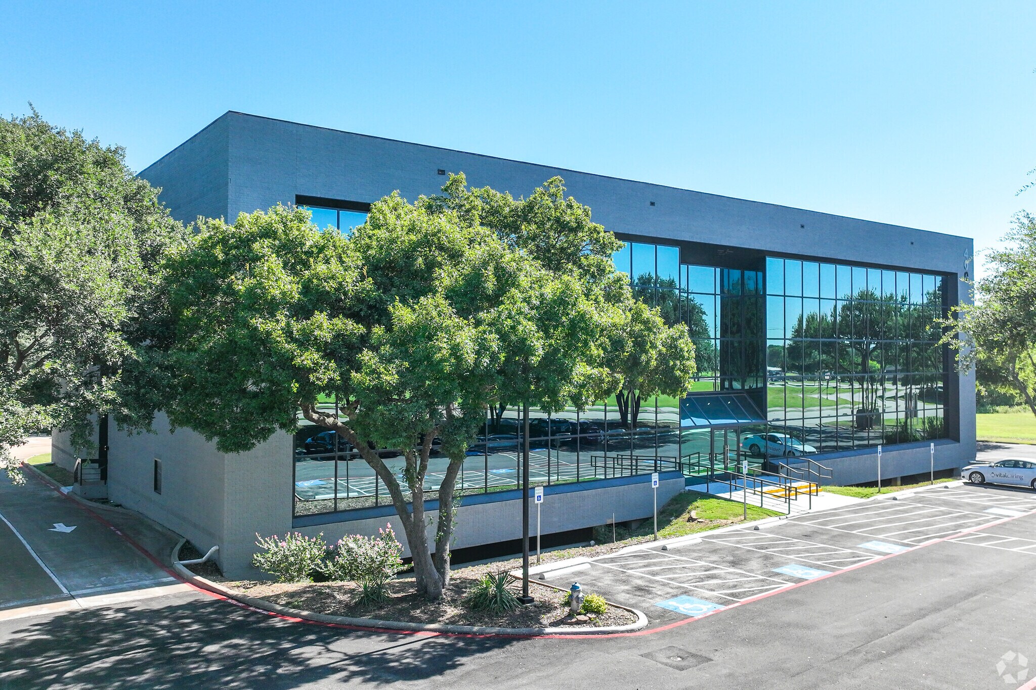 400 N Allen Dr, Allen, TX à louer Photo de l’immeuble– Image 1 sur 5