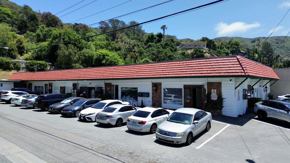 3295 Laguna Canyon Rd, Laguna Beach, CA à vendre - Photo principale – Image 1 sur 3