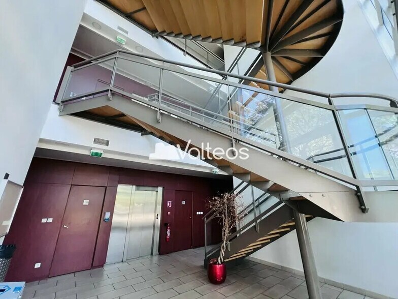 10 Rue Claude-Marie Perroud, Toulouse à louer - Photo de l’immeuble – Image 2 sur 18