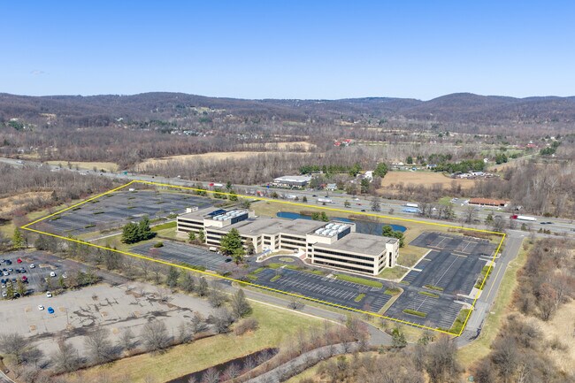 Plus de détails pour 53 Frontage Rd, Hampton, NJ - Bureau aux enchères