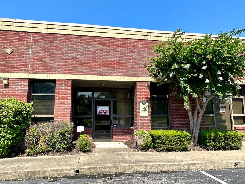 7953 Stage Hills Blvd, Memphis, TN à louer - Photo de l’immeuble – Image 2 sur 3