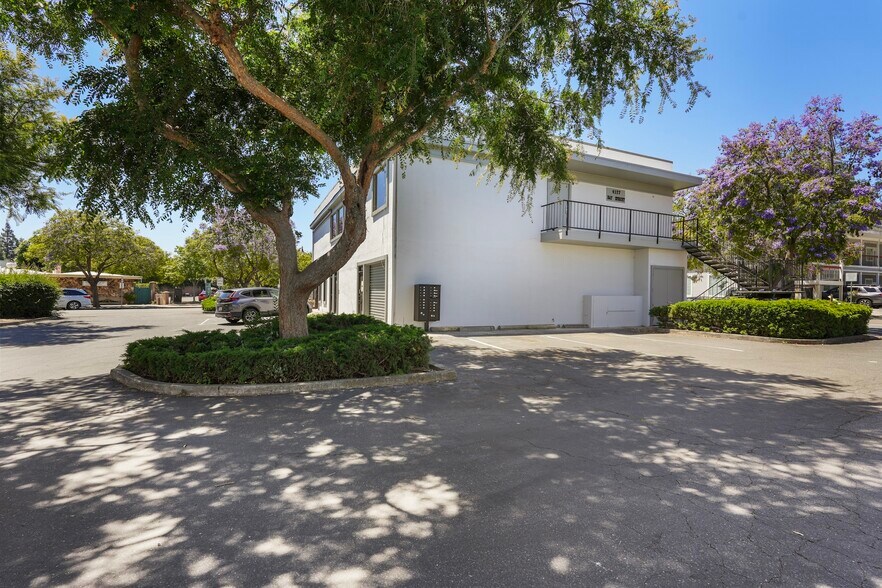 4127 Bay St, Fremont, CA à louer - Photo de l’immeuble – Image 2 sur 16