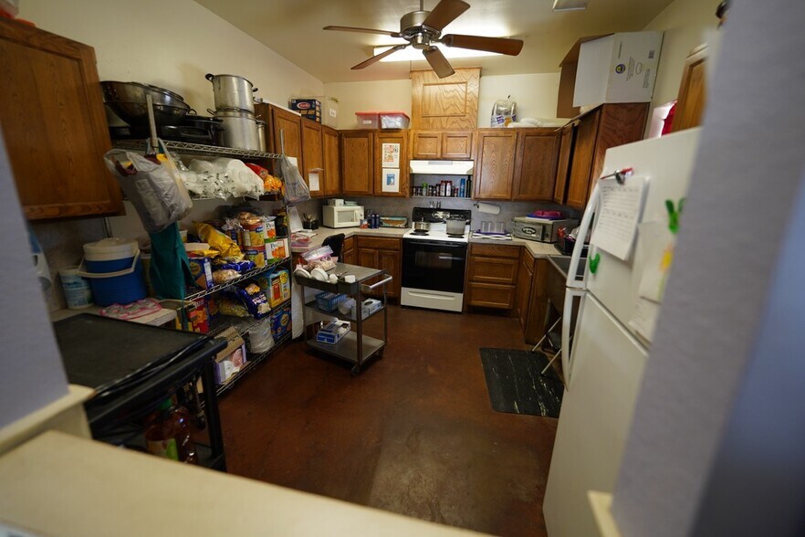 1107 Roberts Cut Off Rd, River Oaks, TX à vendre - Photo de l’immeuble – Image 3 sur 12