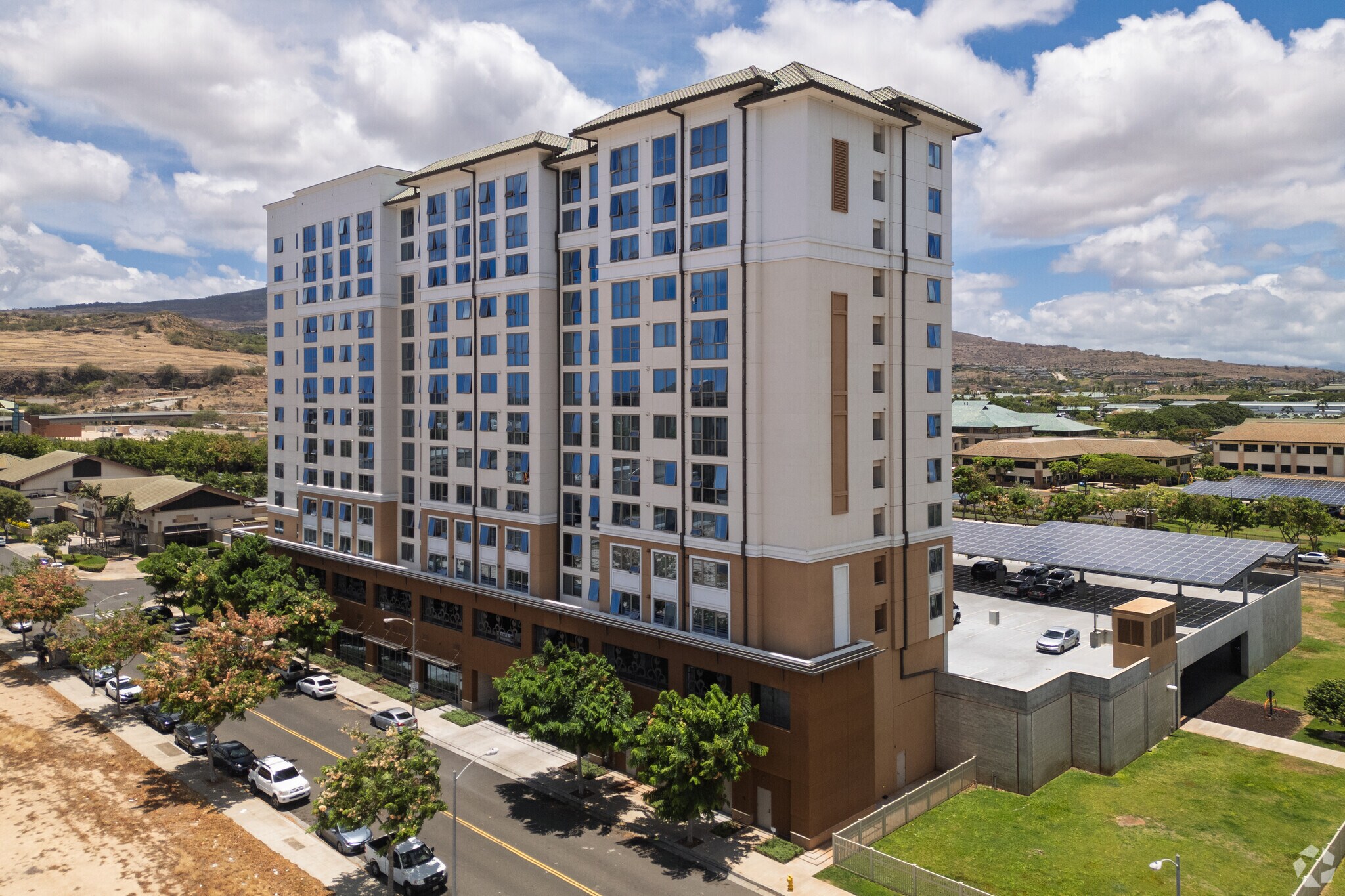 1020 Wakea St, Kapolei, HI à louer Photo principale– Image 1 sur 12