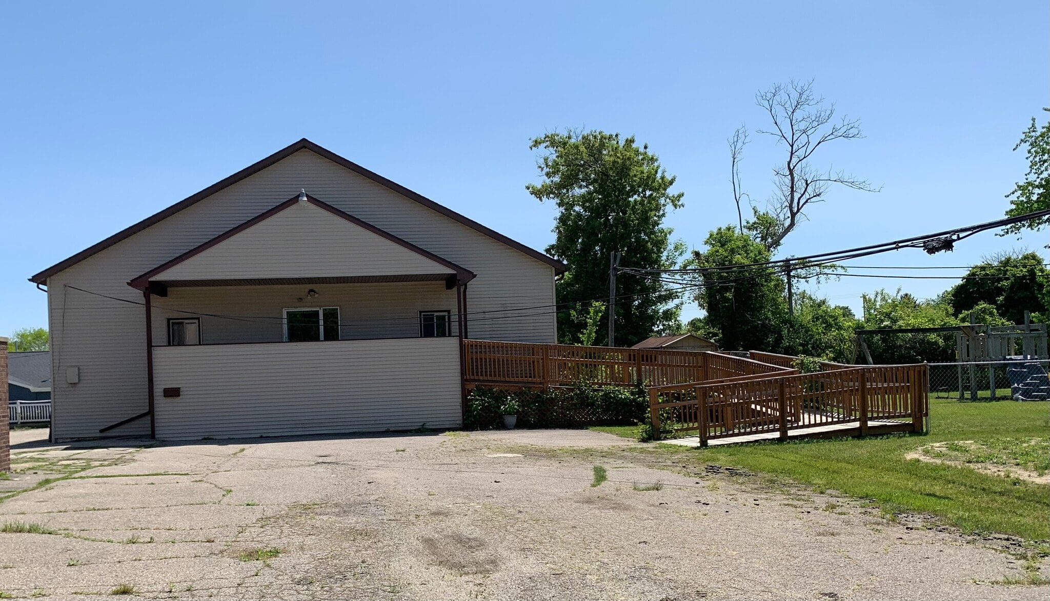 4494 Morrish Rd, Swartz Creek, MI à vendre Photo principale– Image 1 sur 14