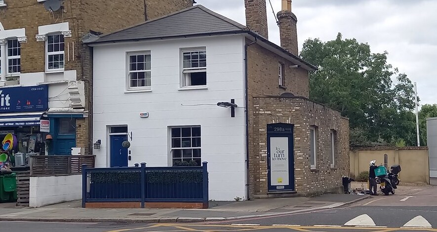 298 Upper Richmond West Rd, Londres à louer Photo de l’immeuble– Image 1 sur 3