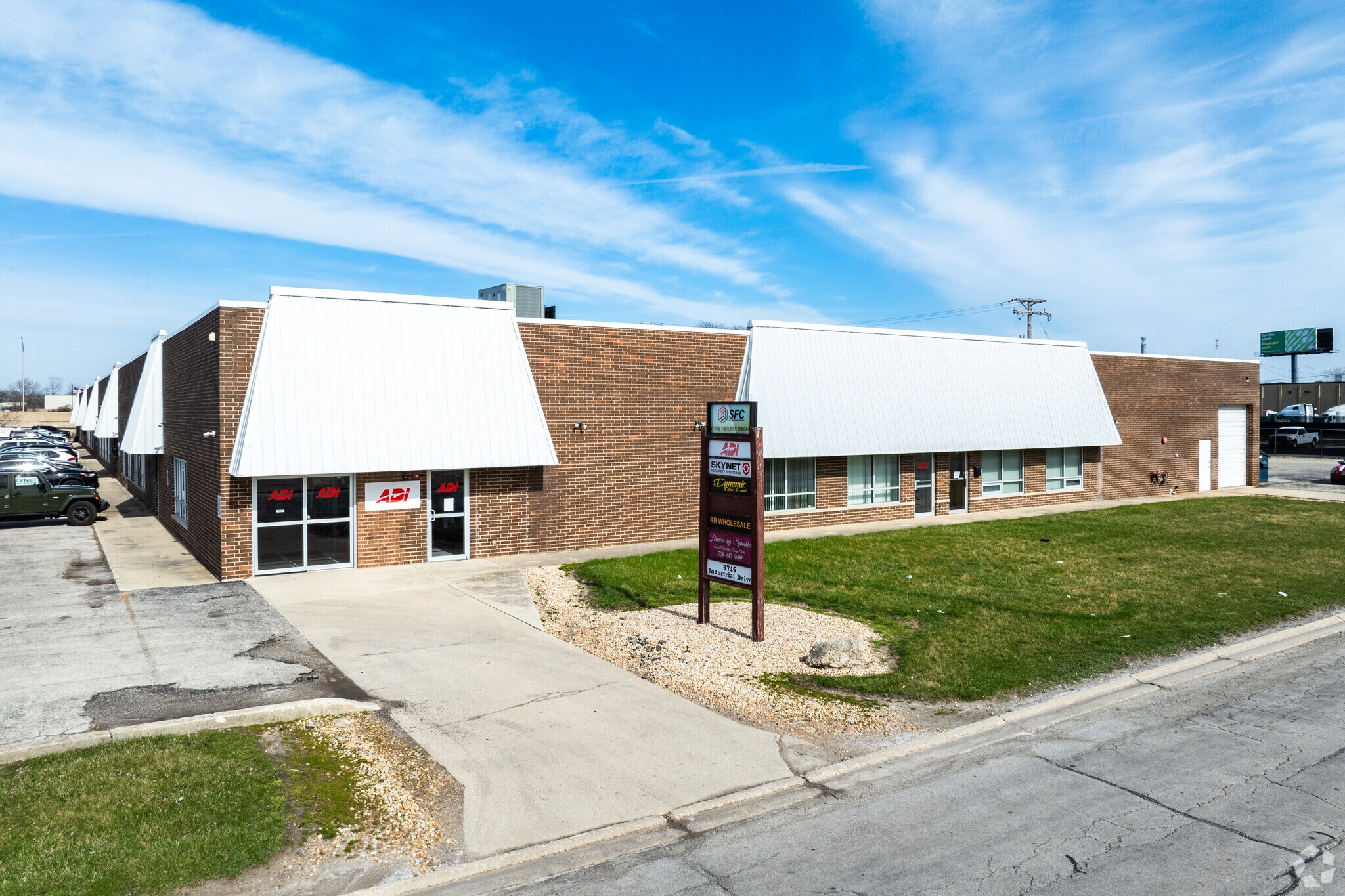 9745 Industrial Dr, Bridgeview, IL à louer Photo principale– Image 1 sur 7