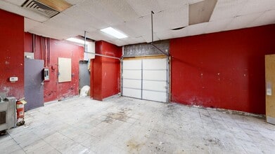 5800-6022 W Jefferson Blvd, Fort Wayne, IN à louer Photo intérieure– Image 1 sur 2