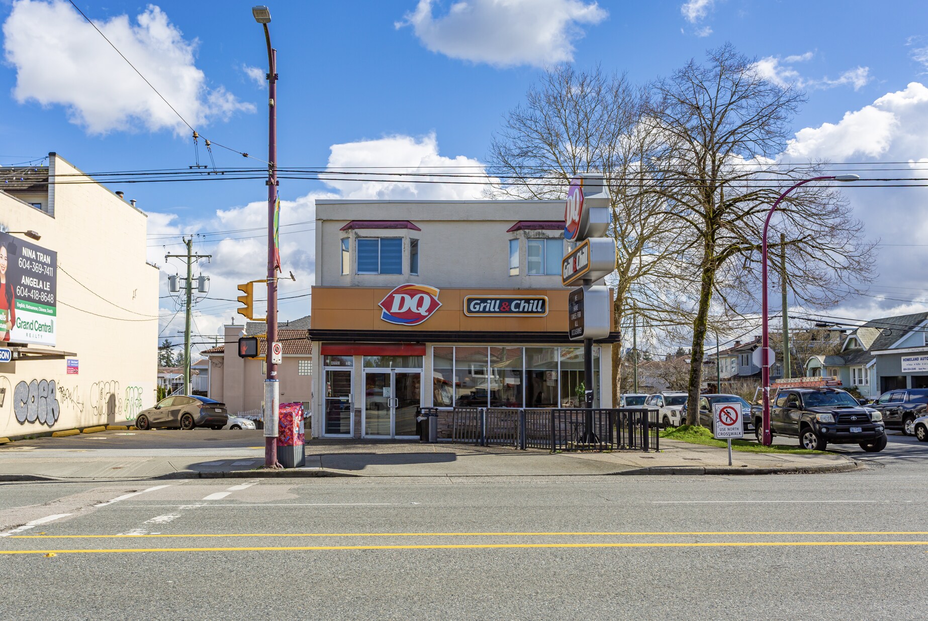 4990 Victoria Dr, Vancouver, BC à vendre Photo de l’immeuble– Image 1 sur 9