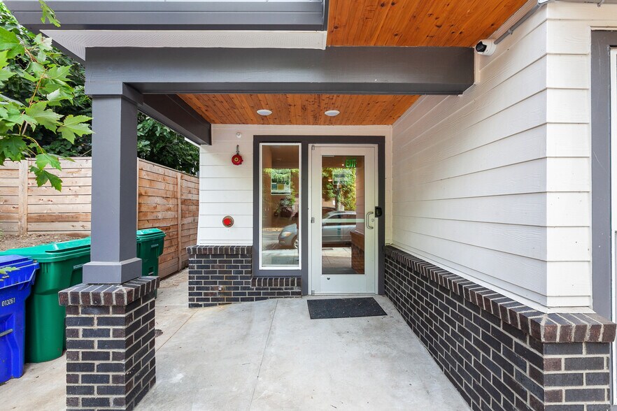 5434 SE Milwaukie Ave, Portland, OR à vendre - Photo de l’immeuble – Image 2 sur 24