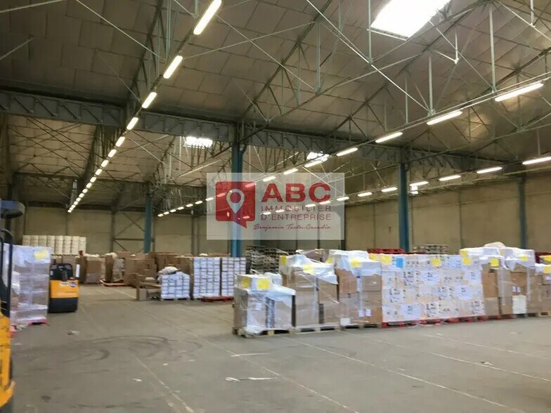 Industriel/Logistique dans Nîmes à louer - Photo intérieure – Image 2 sur 4