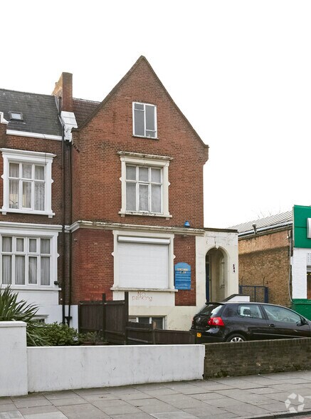 394 Camden Rd, Londres à louer - Photo de l’immeuble – Image 2 sur 2