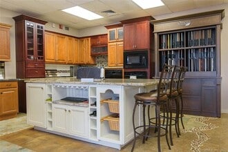 1695 Poquonock Ave, Windsor, CT à louer Photo intérieure– Image 2 sur 12