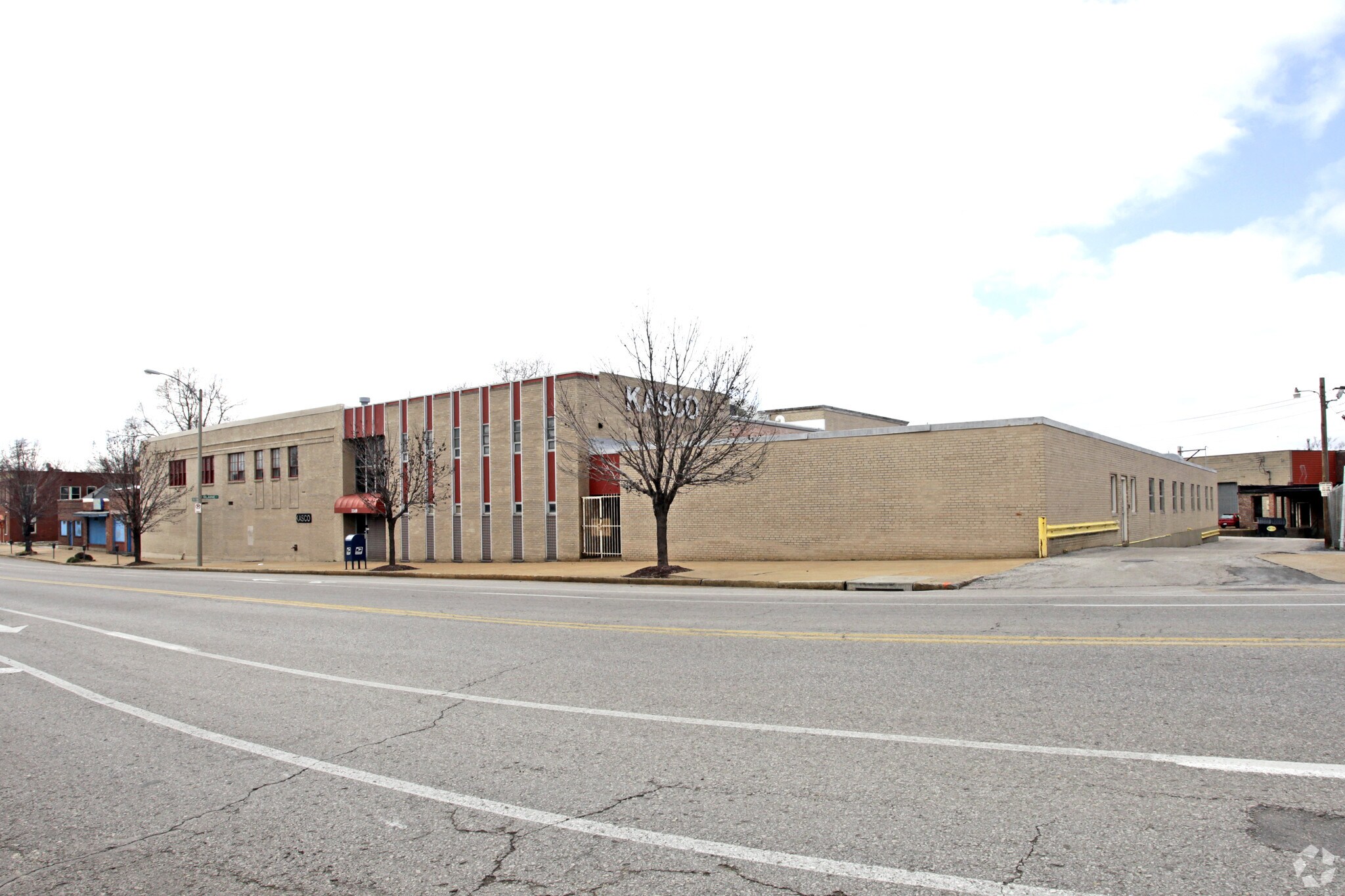 Buildings A + B portefeuille de 2 biens à vendre sur LoopNet.fr Photo principale– Image 1 sur 3