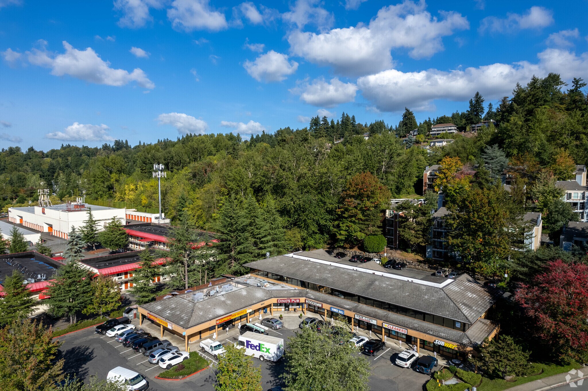 1800 NE 44th St, Renton, WA à louer Aérien– Image 1 sur 19