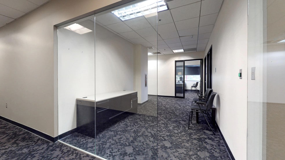 1799 SE 17th St, Fort Lauderdale, FL à louer - Numérisation 3D Matterport – Image 2 sur 19