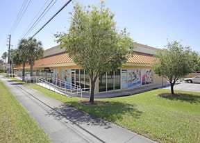Sunset Village Shopping Center - Local commercial