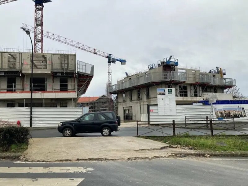 Local commercial dans Morsang-sur-Orge à louer Photo de l’immeuble– Image 1 sur 9