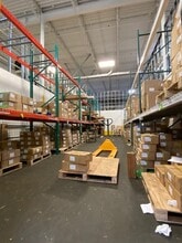 202-206 Pegasus Ave, Northvale, NJ à louer Photo intérieure– Image 1 sur 3