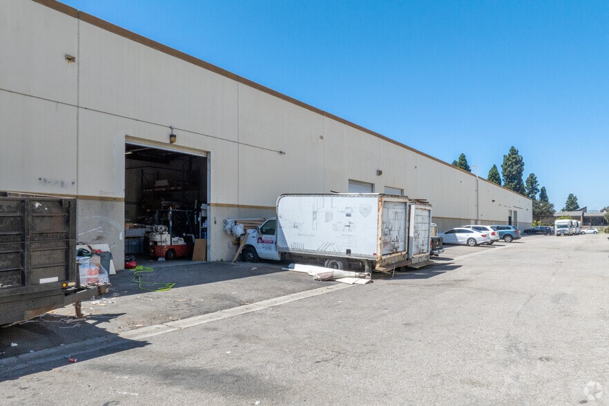 5103-5109 Walker St, Ventura, CA à vendre - Photo de l’immeuble – Image 2 sur 16