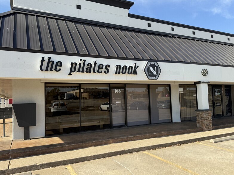 3431 S Boulevard St, Edmond, OK à louer - Photo de l’immeuble – Image 3 sur 4