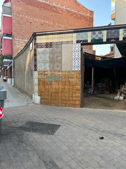 Industriel/Logistique dans Terrassa, Barcelona à vendre - Photo de l’immeuble – Image 2 sur 3