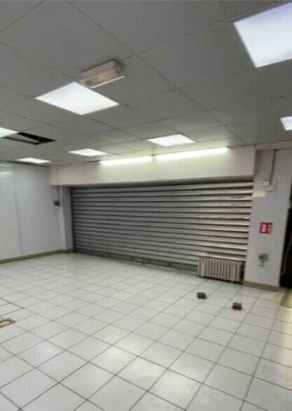 Local commercial dans Pantin à vendre - Photo intérieure – Image 2 sur 3