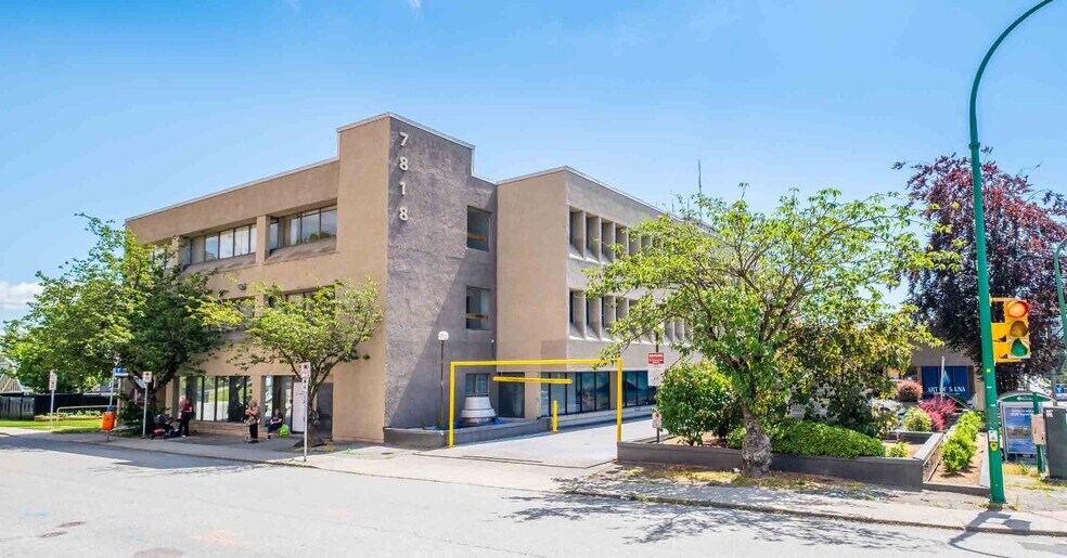 7818 6th St, Burnaby, BC à vendre - Photo de l’immeuble – Image 2 sur 12