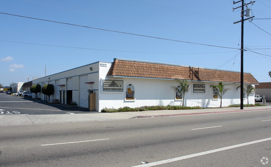 1222-1230 Saviers Rd, Oxnard, CA à louer - Photo de l’immeuble – Image 2 sur 7