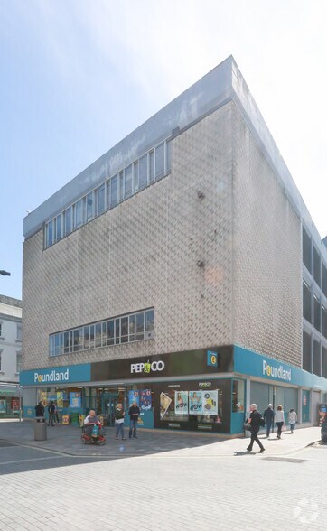 240 High St W, Sunderland à louer - Photo de l’immeuble – Image 2 sur 2