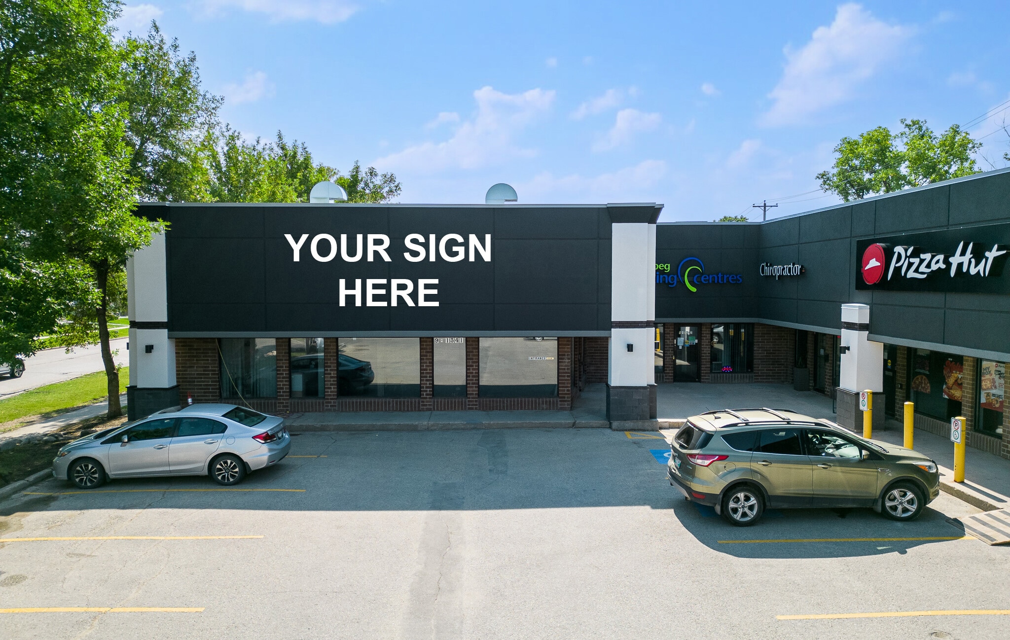 1341 Henderson Hwy, Winnipeg, MB à louer Photo principale– Image 1 sur 5