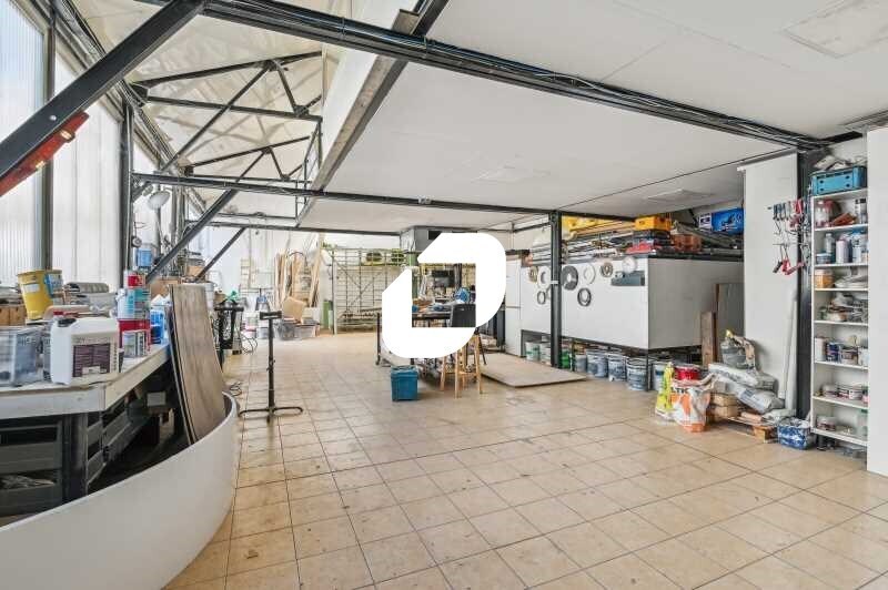 Local d'activités dans Colombes à vendre - Photo intérieure – Image 1 sur 12