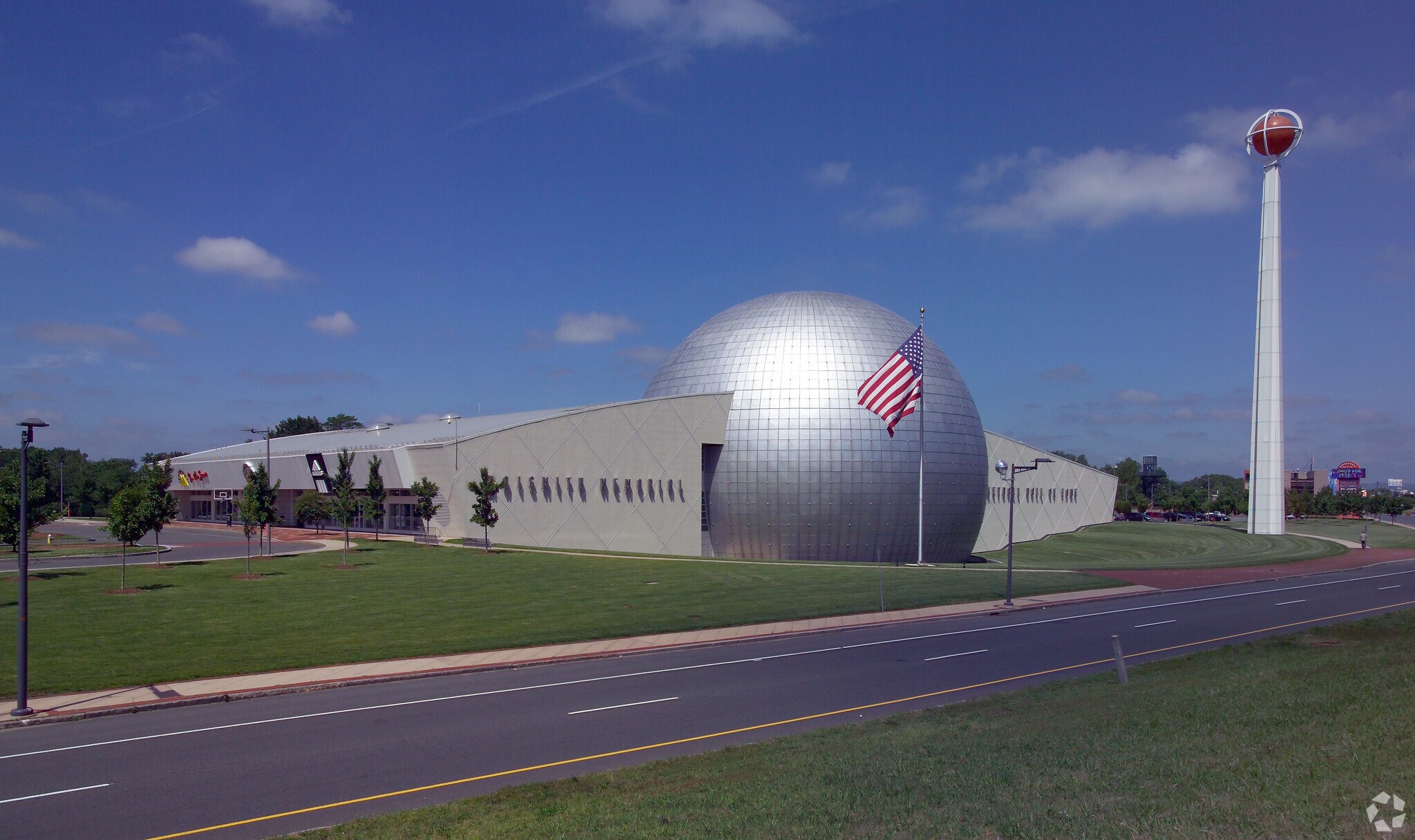 1000 Hall of Fame Ave, Springfield, MA à louer Photo principale– Image 1 sur 9