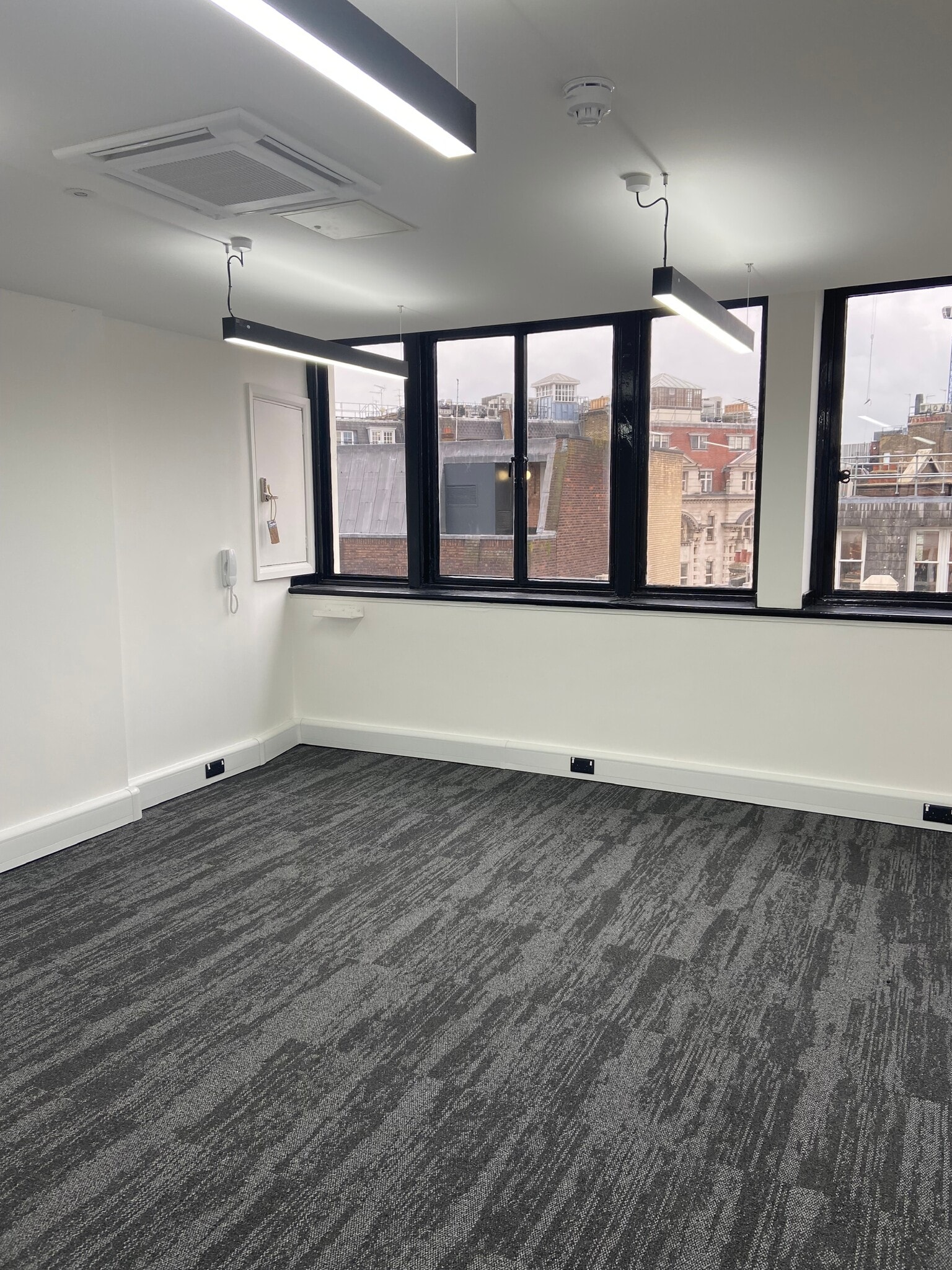 45 Conduit St, Londres à louer Photo intérieure– Image 1 sur 3