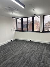 45 Conduit St, Londres à louer Photo intérieure– Image 1 sur 3