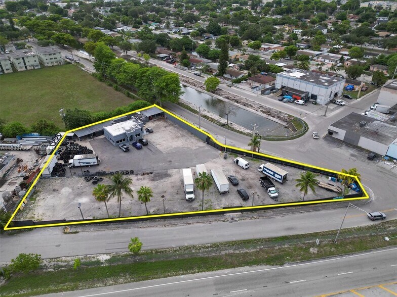 2695 NW 141st St, Opa Locka, FL à vendre - Photo de l’immeuble – Image 1 sur 20