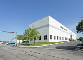 Plus de détails pour 155 Fort Hill Dr, Naperville, IL - Industriel/Logistique à louer