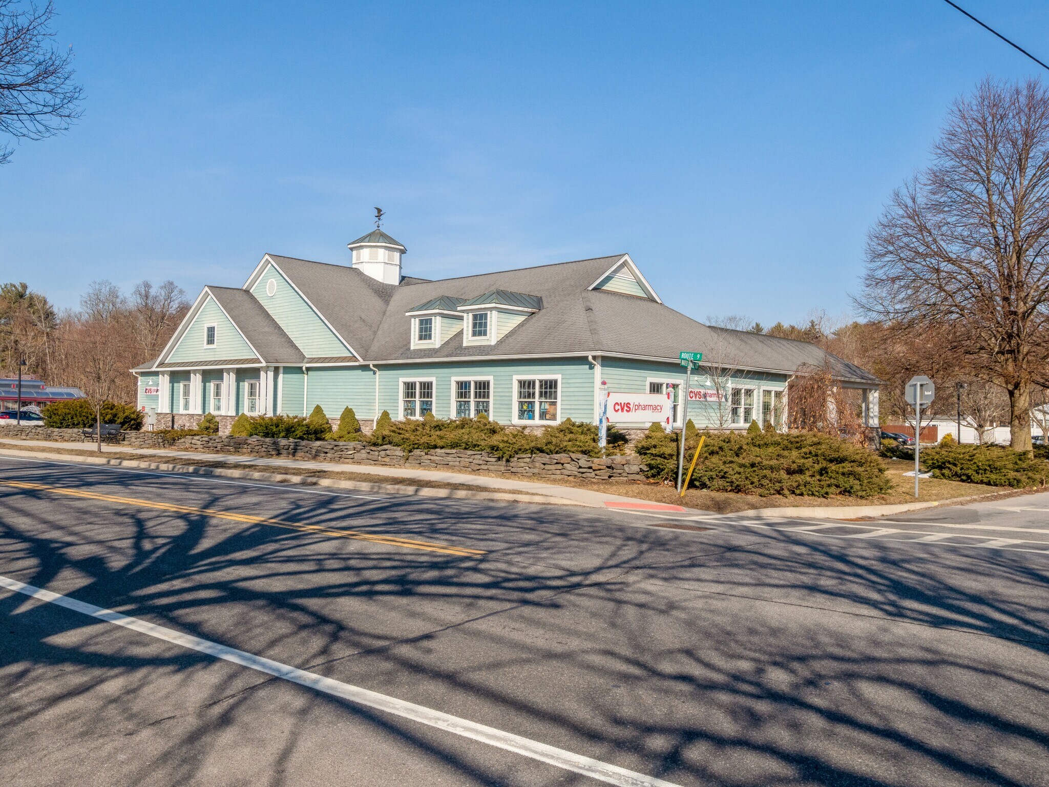 4170 Albany Post Rd, Hyde Park, NY à louer Photo principale– Image 1 sur 11