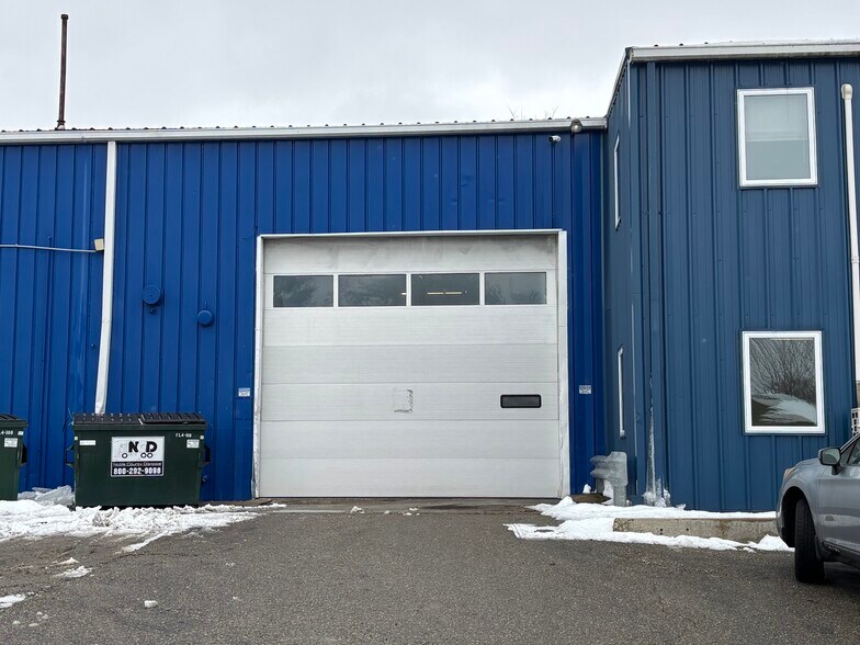100 E Industrial Dr, Cromwell, IN à louer - Photo de l’immeuble – Image 3 sur 7
