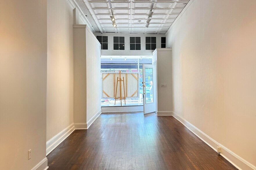 95 Main St, Sag Harbor, NY à louer - Photo intérieure – Image 3 sur 4