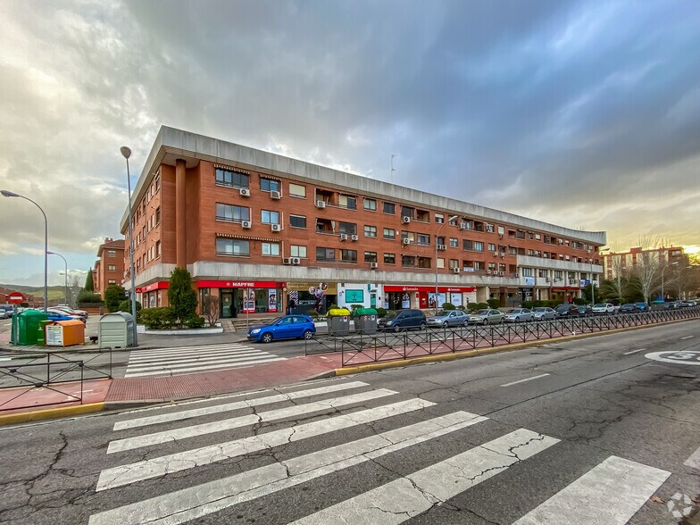 Avenida Lope De Figueroa, 18, Alcalá de Henares, Madrid à vendre - Photo principale – Image 1 sur 3